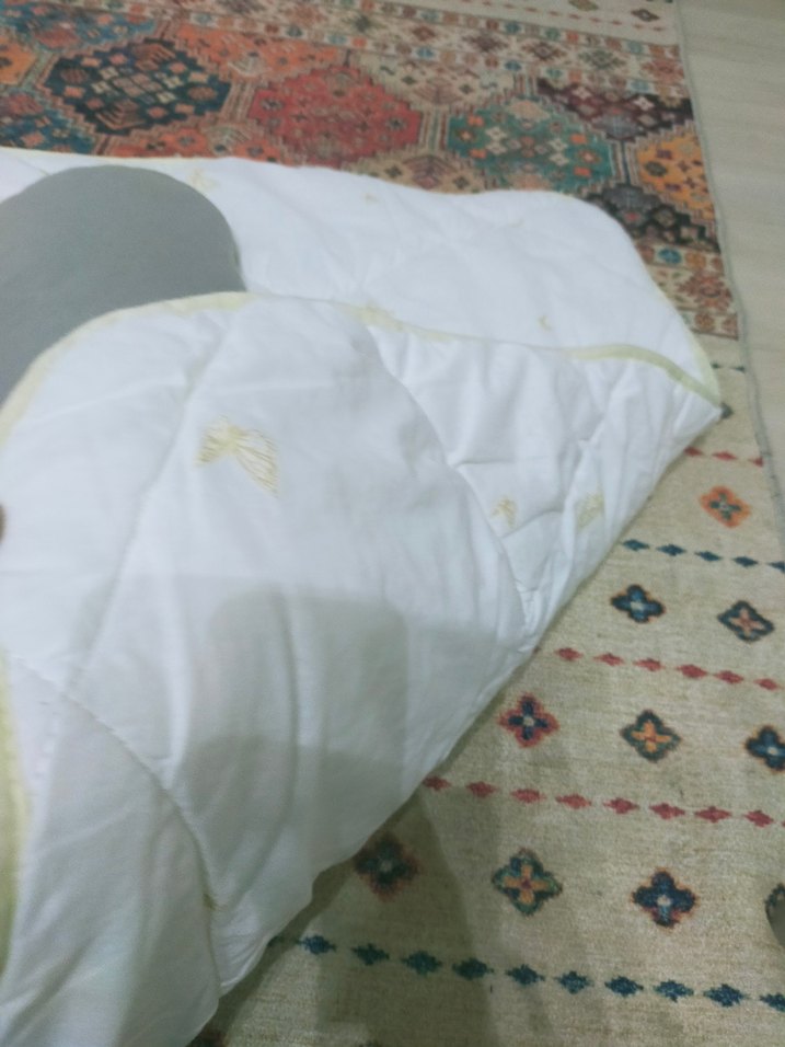 Gri Yastık ve Beyaz Çocuk elyaf yorgan - Görsel 4