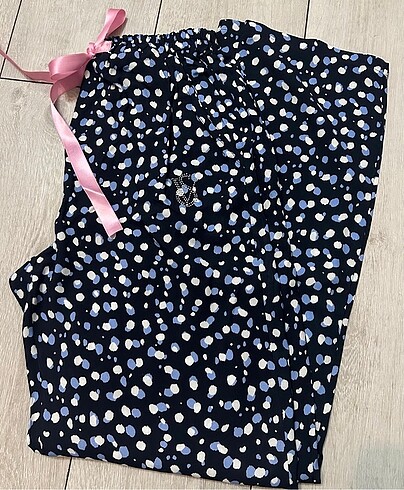 m Beden lacivert Renk Victorıa secret pijama takımı M