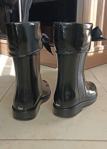 30 Beden Yağmur botu