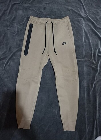 Nike tech fleece