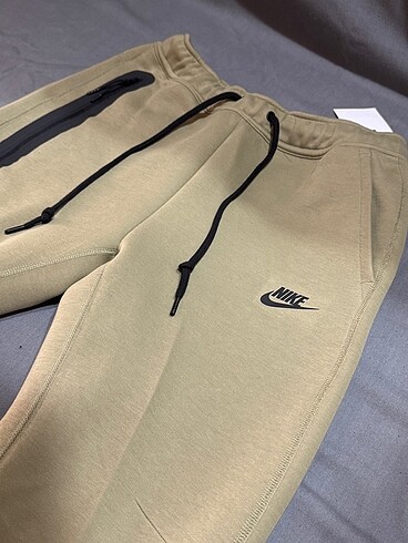 Nike Tech fleece - Görsel 3