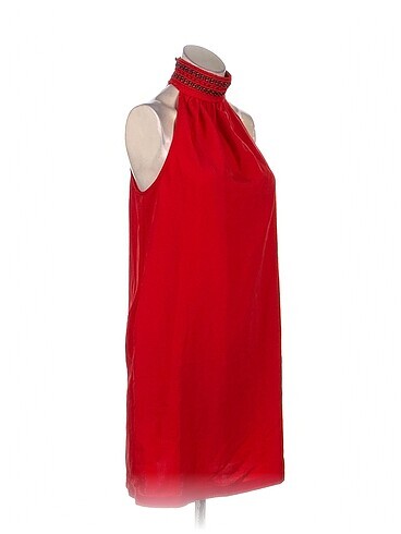 Diğer PreLoved Kısa Elbise %70 İndirimli.