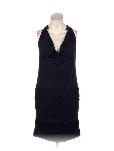 PreLoved Kısa Elbise %70 İndirimli.