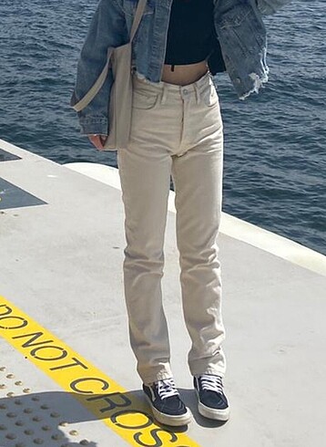 Levis Krem Pantalon