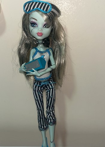  Beden Monster High Dead Tired Frankie