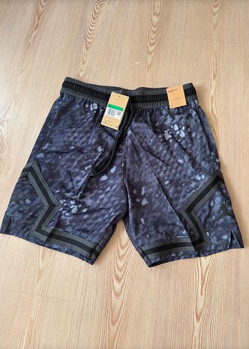 Nike diamond şort