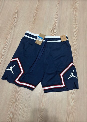 Nike diamond şort