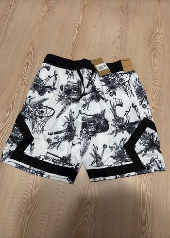 Nike Diamond şort