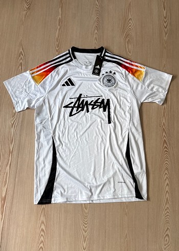 Stüssy x Germany forma