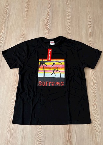 Supreme tee