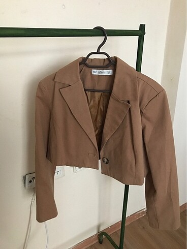 Crop ceket