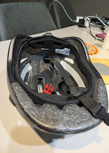 Siyah B'Twin Biker Kask Velcro Özellikli - Görsel 3