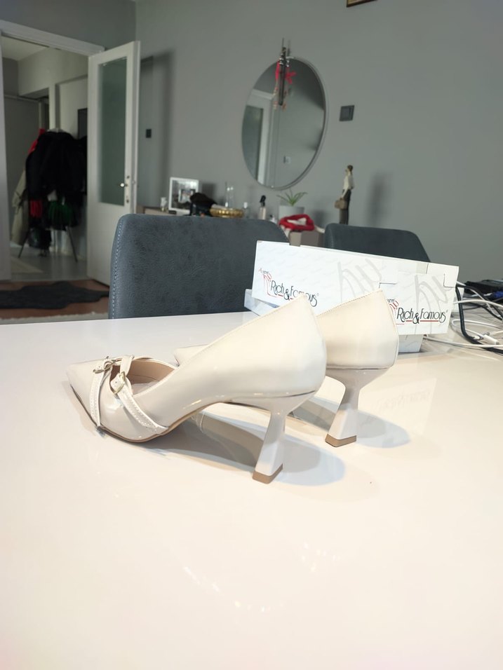 Bej Tokalı Stiletto Topuklu Kadın Ayakkabı - Görsel 4