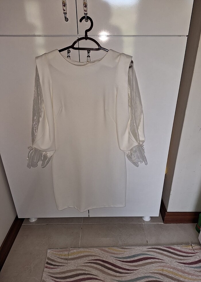 Beyaz elbise - Görsel 4