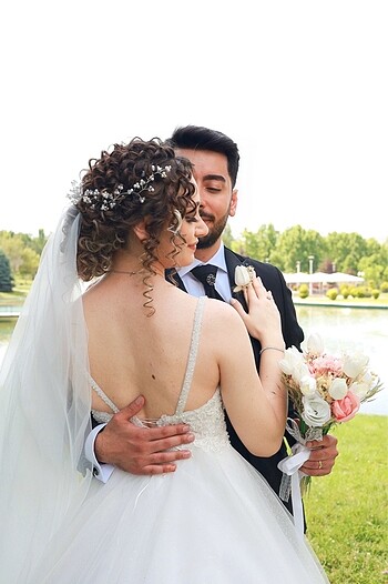 Askılı taşlı gelinlik - Görsel 4