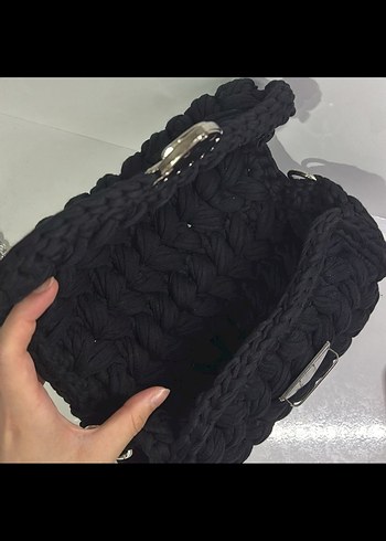  Beden siyah Renk Zincir Detaylı Siyah Örgü Kadın Çanta