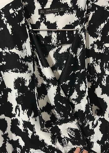 l Beden siyah Renk Kadın Siyah Beyaz Batik Desenli Uzun Kimono, tunik