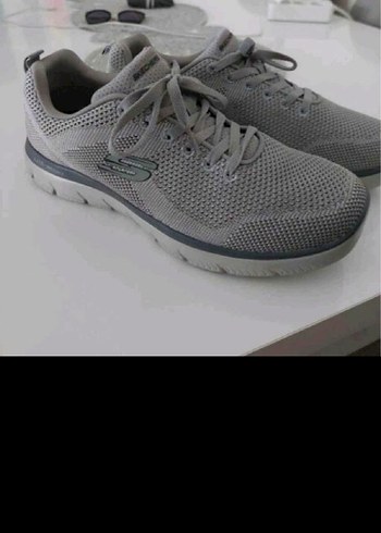 Skechers 43