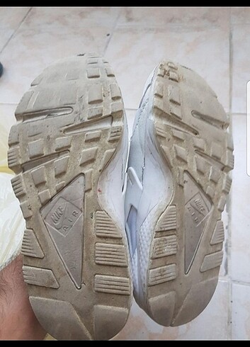 37 Beden beyaz Renk Orjinal nike