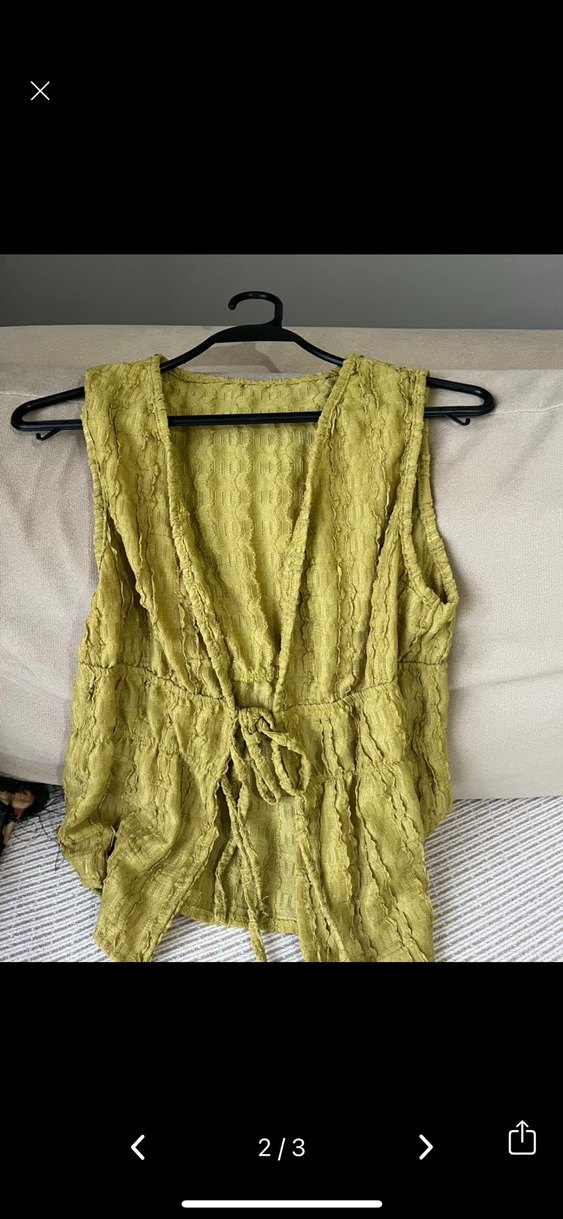 Sarı Kemerli Kolsuz Keten Bluz - Görsel 2