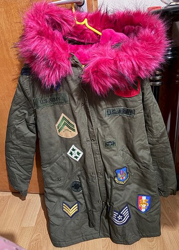 Pembe Kürklü Kamuflaj Kadın Mont - Görsel 2