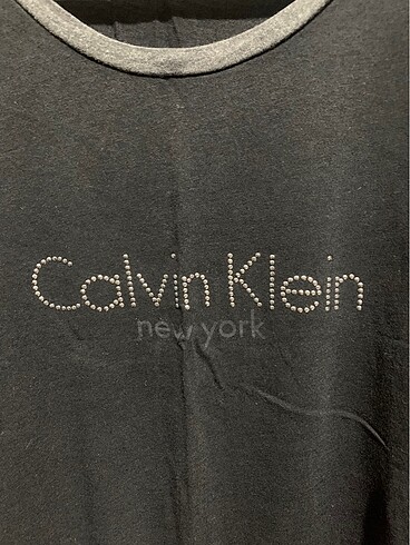 s Beden siyah Renk CALVİN KLEİN T SHİRT