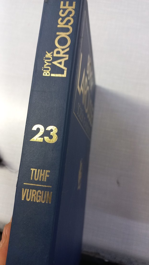 Büyük Larousse Sözlük ve Ansiklopedisi - Görsel 2
