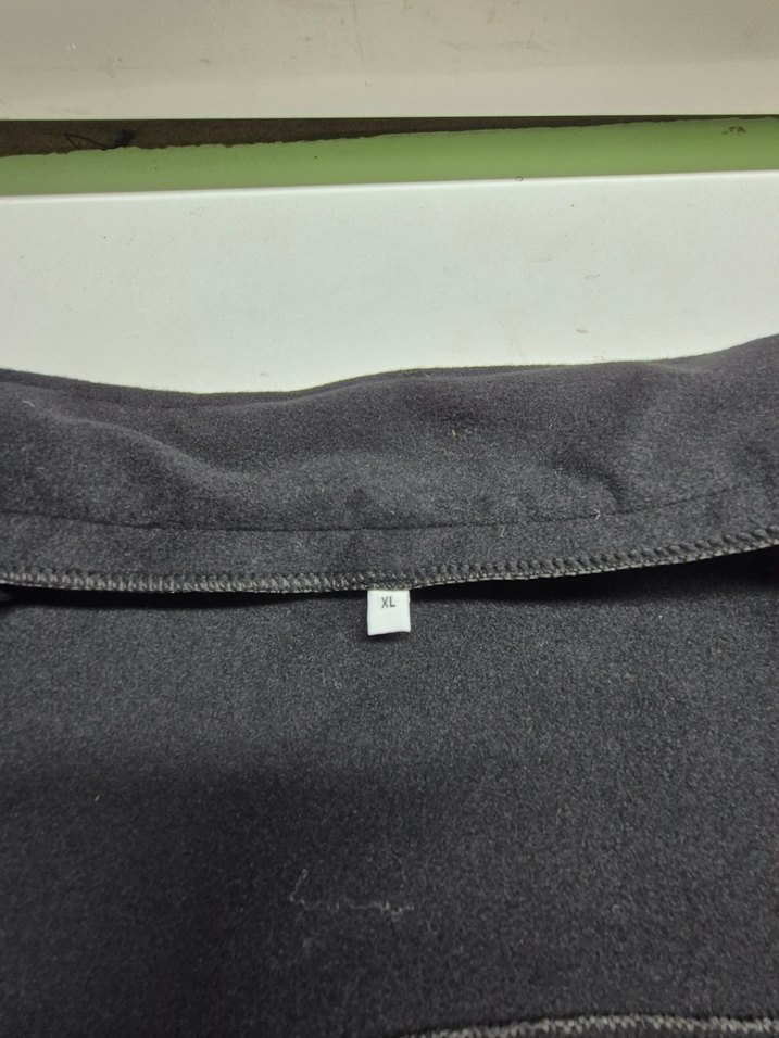 siyah  Fermuarlı Yüksek Yakalı Erkek  Yelek - Görsel 3