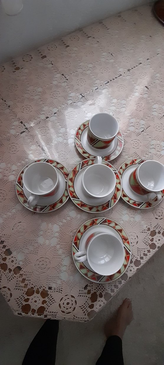 Renkli Geometrik Desenli 5 Fincan ve Tabak Seti - Görsel 5