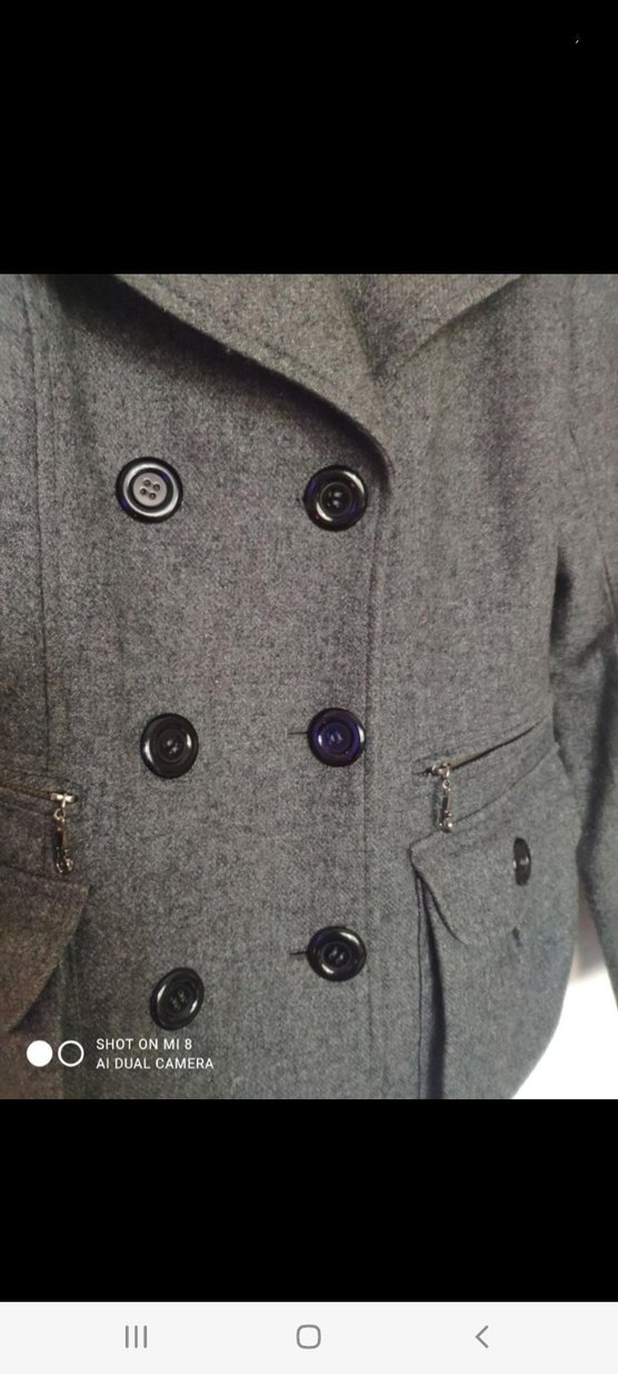 Düğmeli Gri Kısa Kadın Yün Kaban - Görsel 3