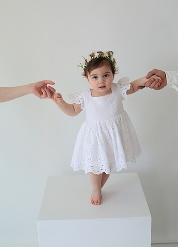 Bebek elbisesi 