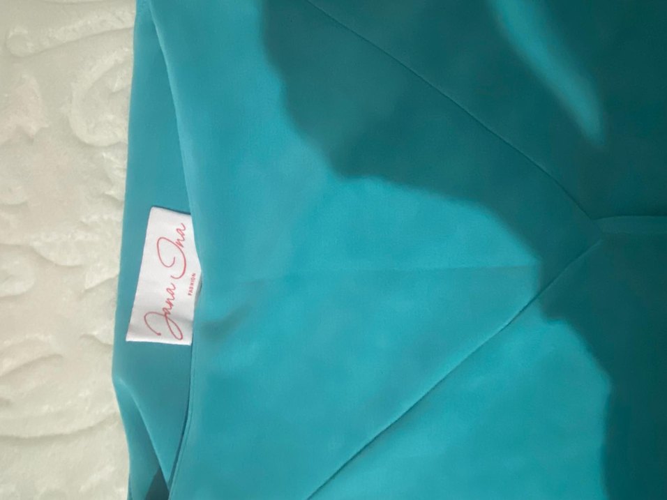 Turkuaz Göğüs Pedi Gri Detaylı - Görsel 2