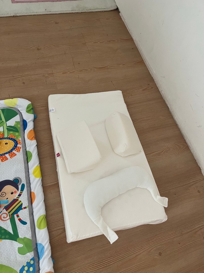 Beyaz Desensiz Emzirme ve Hamile Yastığı - Görsel 2