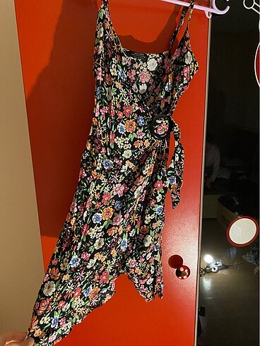 Bershka Bershka çiçekli kadın mini elbise