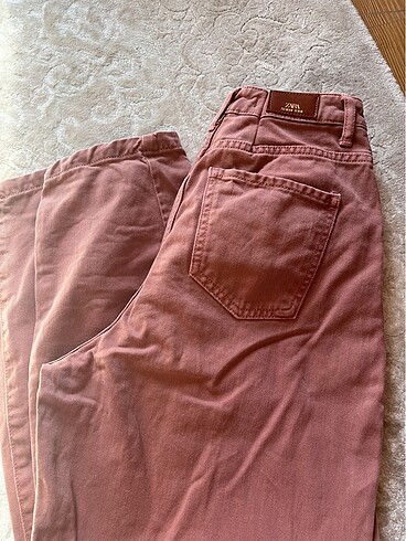 Zara jeans