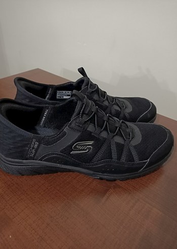 38 Beden siyah Renk skechers orjinal 38 no spor ayakkabisi.bildiginiz sifir.asiri ra