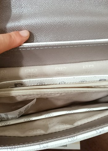 Beden orjinal pierre cardin yeni çanta.bir defa özel bir günde kulland