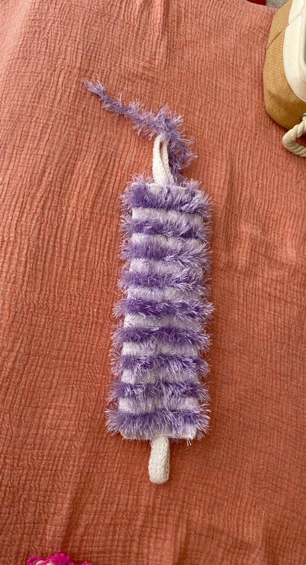 Mor Tüylü Kedi Oyuncağı - Görsel 2