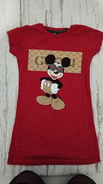 Gucci 4/5 yaş elbise Yeni çok az kullanıldı 