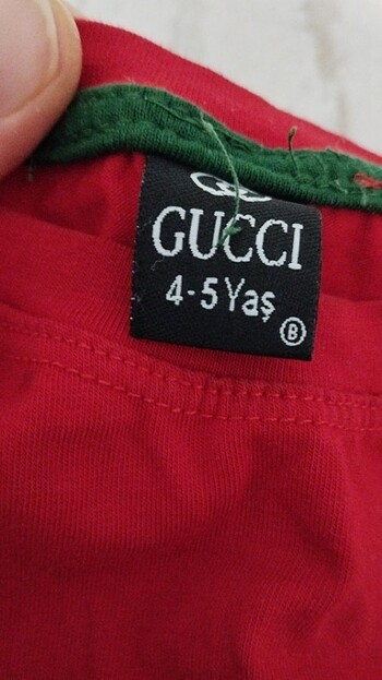 4 Yaş Beden Gucci 4/5 yaş elbise Yeni çok az kullanıldı 