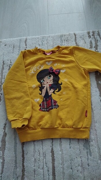 Kız çocuk sweatshirt LC Waikiki 4/5 yaş 