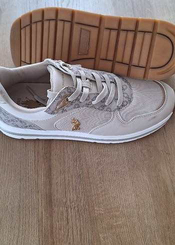 Bej Yılan Desenli Dolgu Topuklu Kadın Spor Ayakkabı - Görsel 3