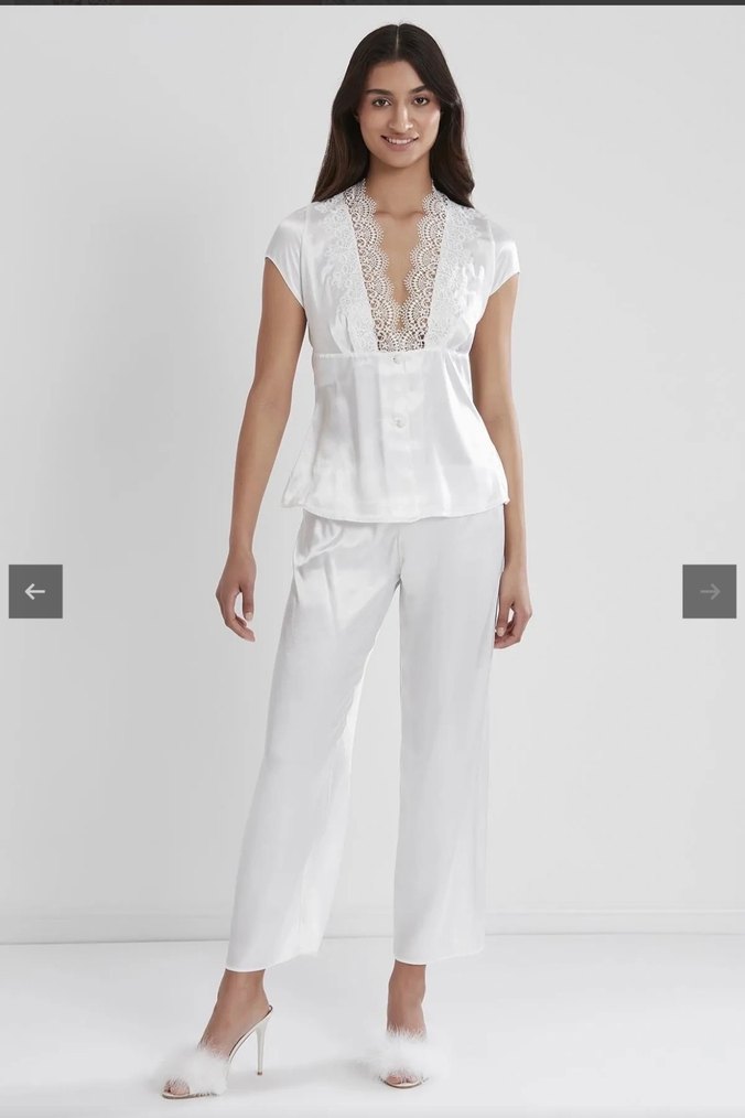 Pierre cardin gecelik takımı - Görsel 3