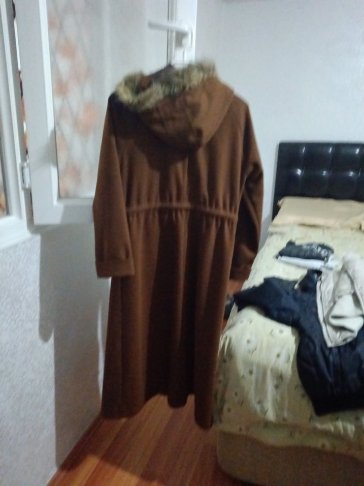 Kahverengi Uzun Kadın Kaban Kürklü - Görsel 2