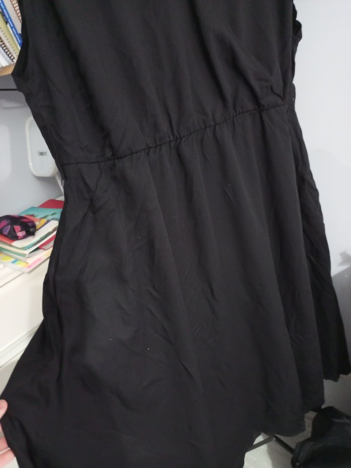 Siyah V Yakalı Salaş Elbise - Görsel 4