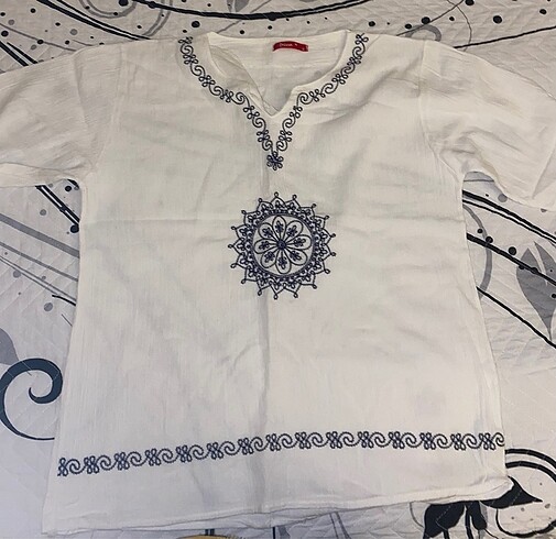 Desenli tshirt