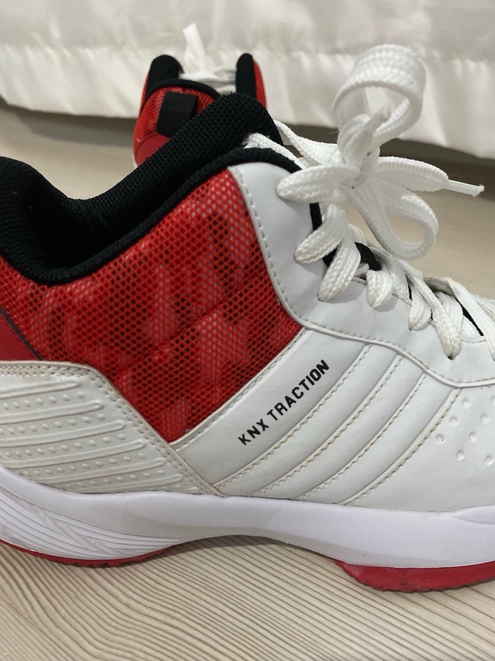 Beyaz Kırmızı Basketbol Ayakkabısı - Görsel 4