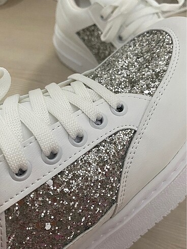 parlak spor ayakkabı - Görsel 4