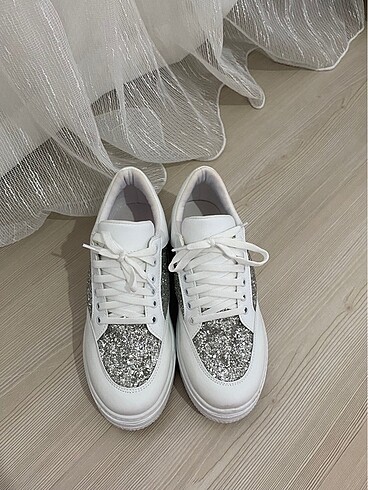 parlak spor ayakkabı - Görsel 3