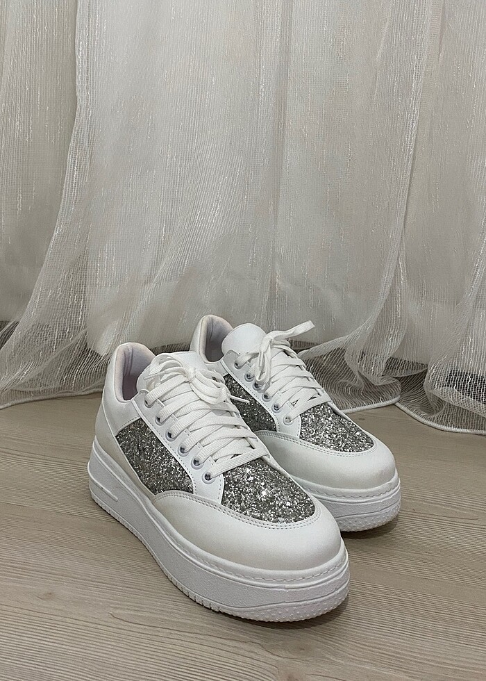 parlak spor ayakkabı - Görsel 2